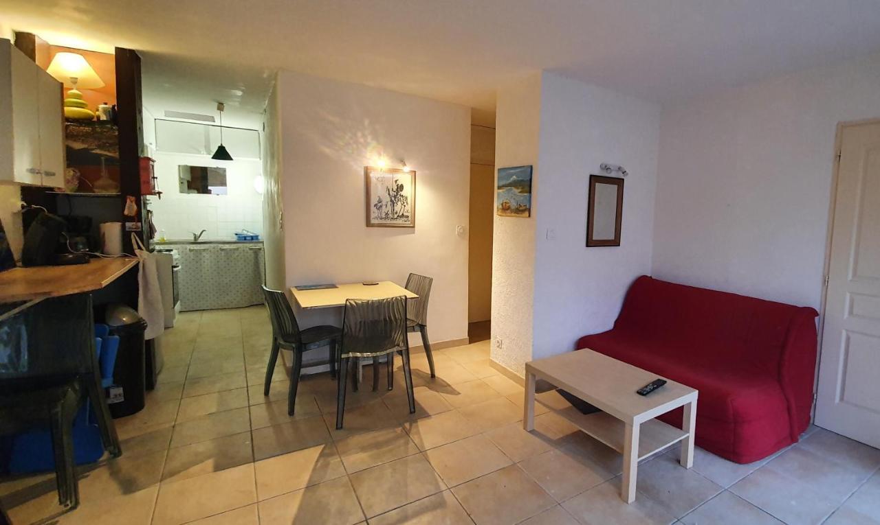 Appartement Avec Vaste Terrasse A 30 M Des Dunes Agde Exterior photo